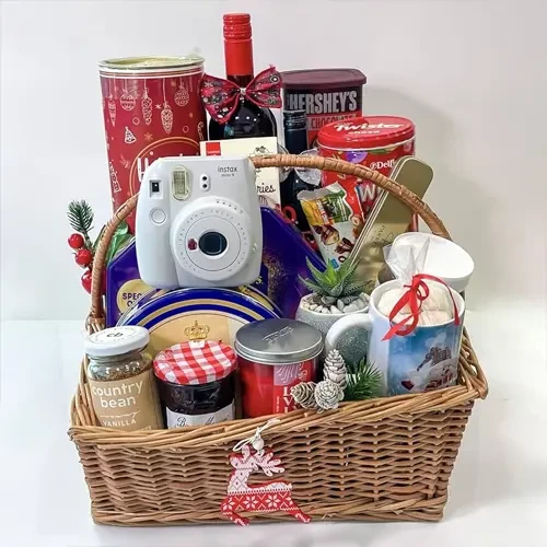 Holiday Gift Basket