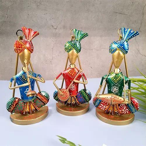 Show Pieces